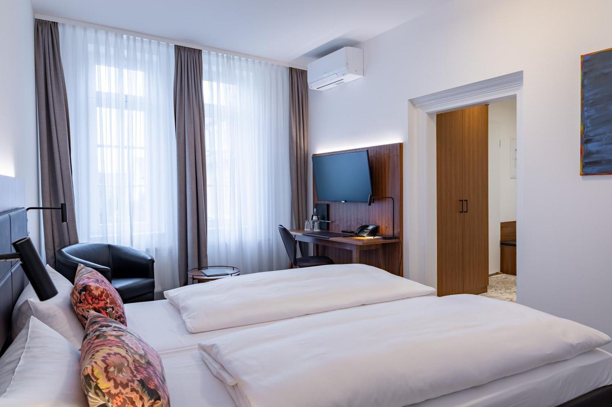 Hotel Alma Am Anger Erfurt Kültér fotó